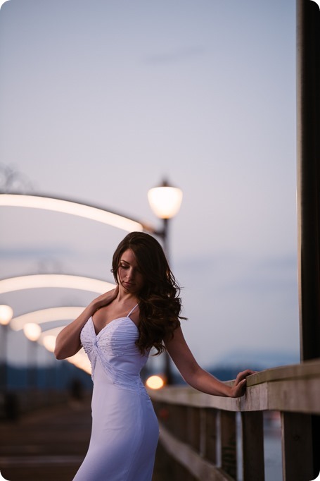 White-Rock-beach_sunrise-portraits_trash-the-dress_bridal-anniversary_06_by-Kevin-Trowbridge