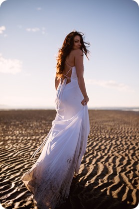 White-Rock-beach_sunrise-portraits_trash-the-dress_bridal-anniversary_80_by-Kevin-Trowbridge