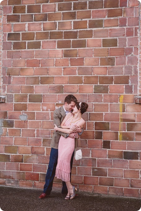 Kelowna-engagement-session_Gatsby-portraits_flapper-dancing-Charleston_208_by-Kevin-Trowbridge