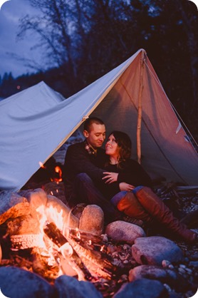 Okanagan-engagement-session_camping-lake-portraits_dog-tent-coffee-campfire_98_by-Kevin-Trowbridge