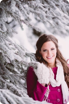 Silverstar-engagement-session_outdoor-skating-portraits_snow-pond-coffeeshop_06_by-Kevin-Trowbridge