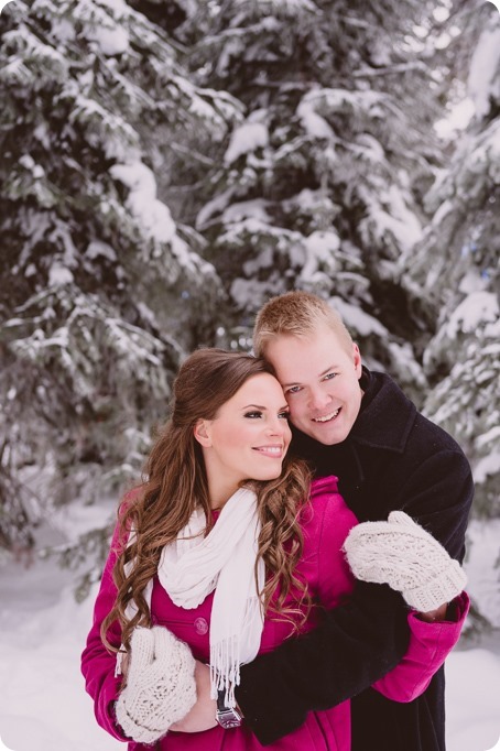 Silverstar-engagement-session_outdoor-skating-portraits_snow-pond-coffeeshop_30_by-Kevin-Trowbridge