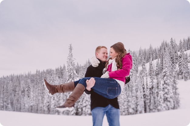 Silverstar-engagement-session_outdoor-skating-portraits_snow-pond-coffeeshop_40_by-Kevin-Trowbridge
