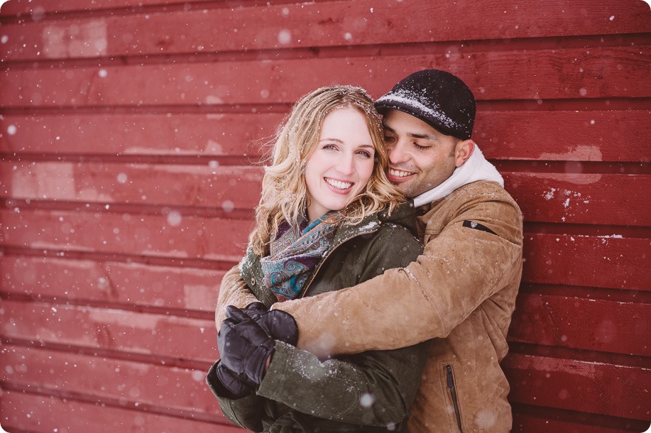 Big-White-engagement-session_Okanagan-photographer_snowy-winter-couples-portraits__46309_by-Kevin-Trowbridge