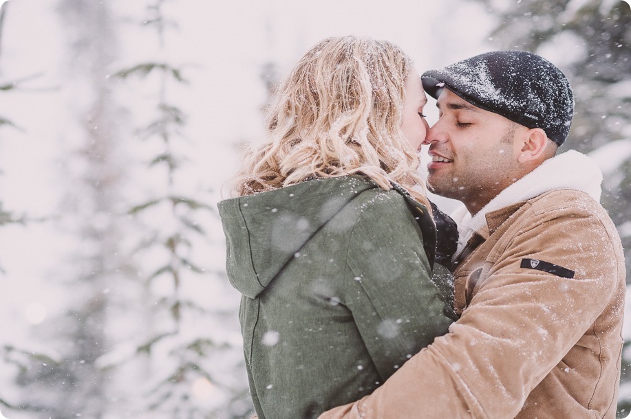 Big-White-engagement-session_Okanagan-photographer_snowy-winter-couples-portraits__46431_by-Kevin-Trowbridge