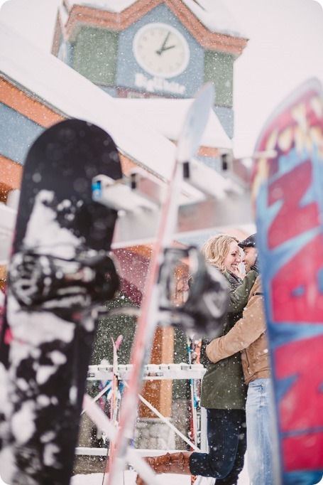 Big-White-engagement-session_Okanagan-photographer_snowy-winter-couples-portraits__81766_by-Kevin-Trowbridge