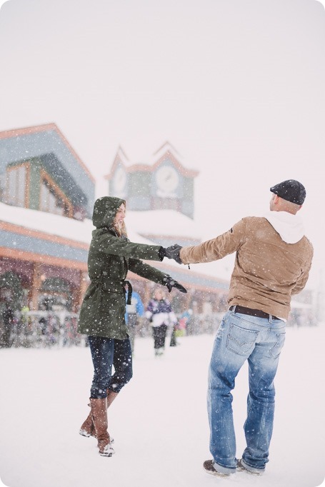 Big-White-engagement-session_Okanagan-photographer_snowy-winter-couples-portraits__81800_by-Kevin-Trowbridge