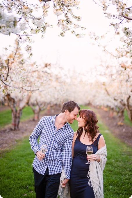 Kelowna-wedding-photographer_cherry-blossom-engagement-session_sunset-couples-portraits_tandem-bike__40397_by-Kevin-Trowbridge