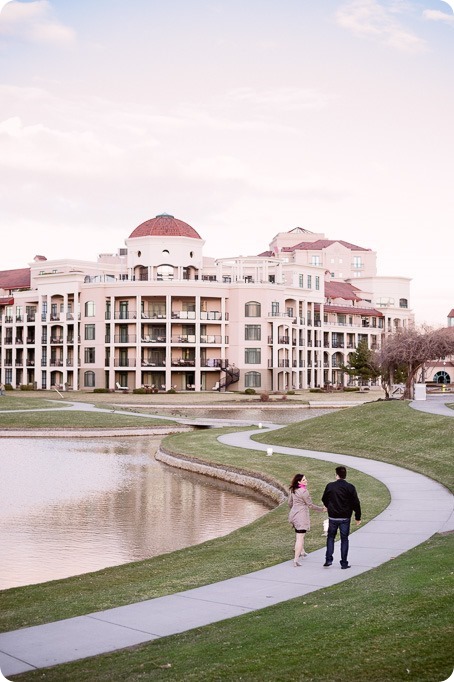 Kelowna-wedding-photographer_downtown-engagement-session_urban-movie-theatre___by-Kevin-Trowbridge-61