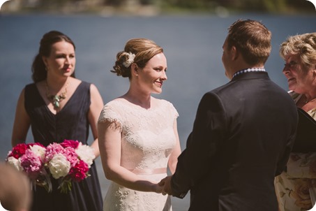 Kaleden-wedding_lake-portraits-rowboat-112_by-Kevin-Trowbridge-photography_Kelowna