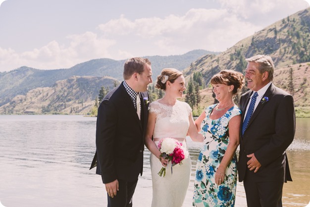 Kaleden-wedding_lake-portraits-rowboat-135_by-Kevin-Trowbridge-photography_Kelowna