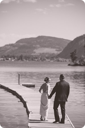 Kaleden-wedding_lake-portraits-rowboat-159_by-Kevin-Trowbridge-photography_Kelowna