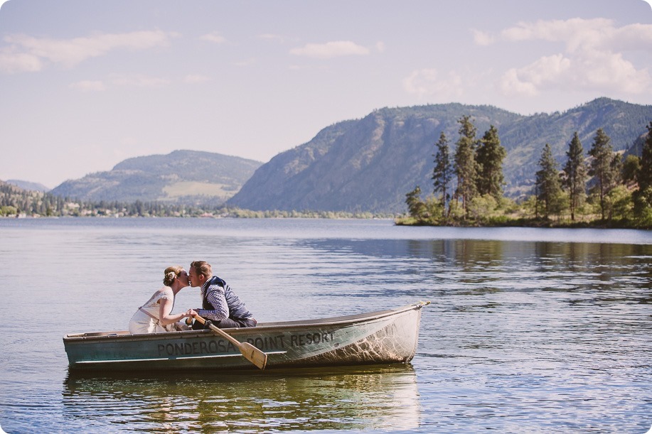 Kaleden-wedding_lake-portraits-rowboat-174_by-Kevin-Trowbridge-photography_Kelowna