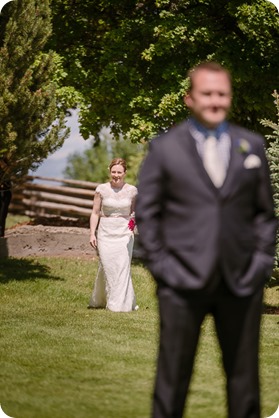 Kaleden-wedding_lake-portraits-rowboat-40_by-Kevin-Trowbridge-photography_Kelowna