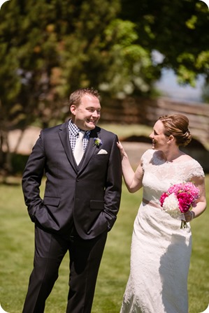 Kaleden-wedding_lake-portraits-rowboat-44_by-Kevin-Trowbridge-photography_Kelowna