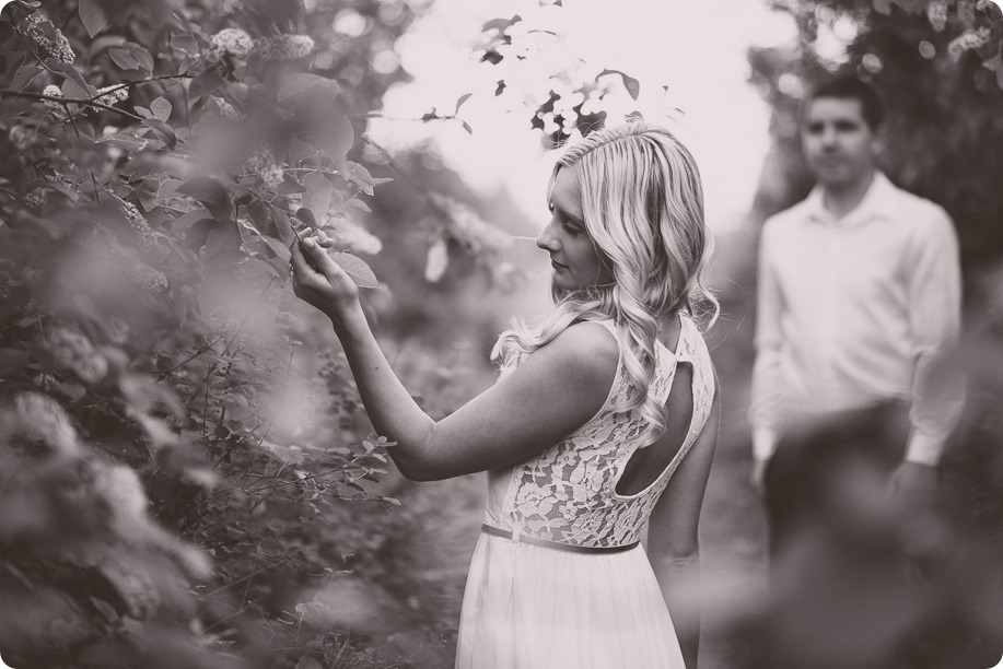 Kelowna-engagement-session_Fields-beach_hearts_Okanagan_146_by-Kevin-Trowbridge