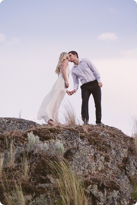 Kelowna-engagement-session_Fields-beach_hearts_Okanagan_165_by-Kevin-Trowbridge