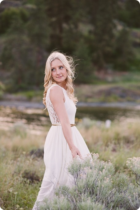 Kelowna-engagement-session_Fields-beach_hearts_Okanagan_225_by-Kevin-Trowbridge