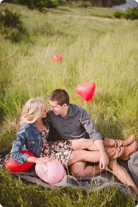 Kelowna-engagement-session_Fields-beach_hearts_Okanagan_27_by-Kevin-Trowbridge