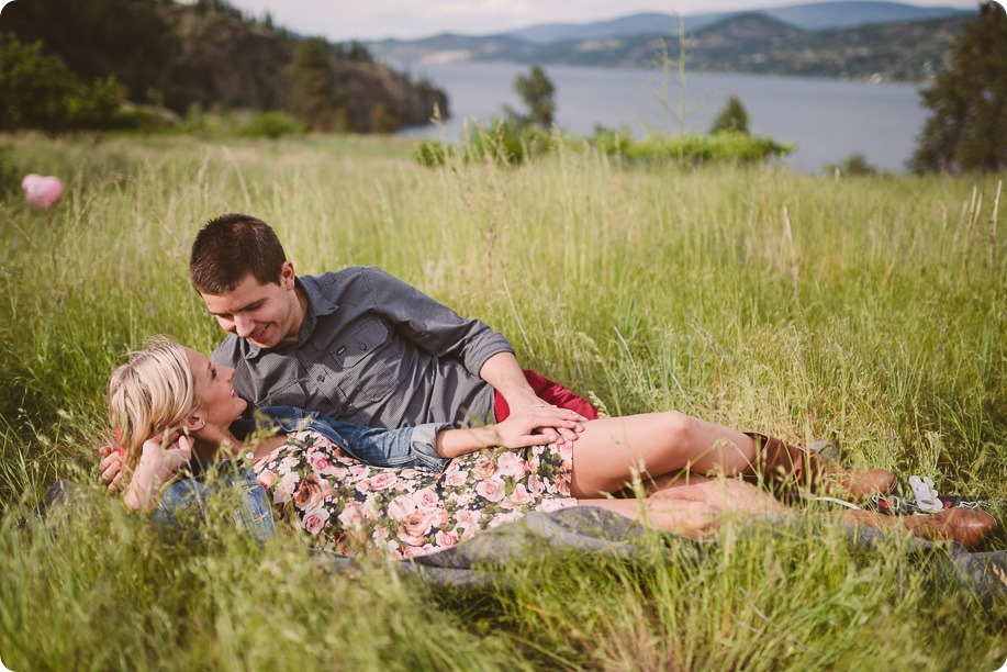 Kelowna-engagement-session_Fields-beach_hearts_Okanagan_35_by-Kevin-Trowbridge