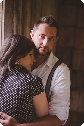 Kelowna-engagement-session_farmhouse_lake-portraits_23_by-Kevin-Trowbridge