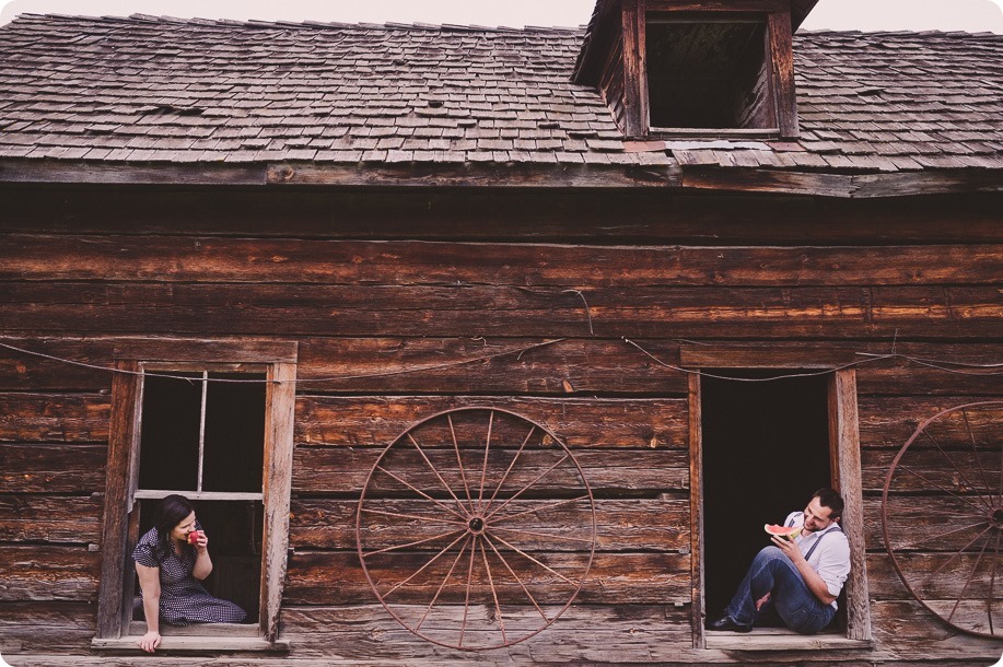 Kelowna-engagement-session_farmhouse_lake-portraits_62_by-Kevin-Trowbridge