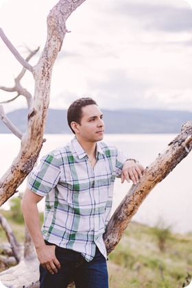 Kelowna-engagement-session_fondue-picnic_Bertram-Beach-Park_sunset_19_by-Kevin-Trowbridge