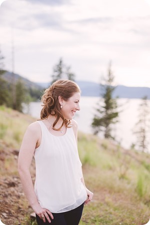 Kelowna-engagement-session_fondue-picnic_Bertram-Beach-Park_sunset_21_by-Kevin-Trowbridge