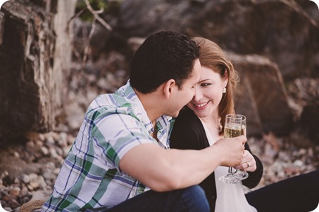 Kelowna-engagement-session_fondue-picnic_Bertram-Beach-Park_sunset_53_by-Kevin-Trowbridge