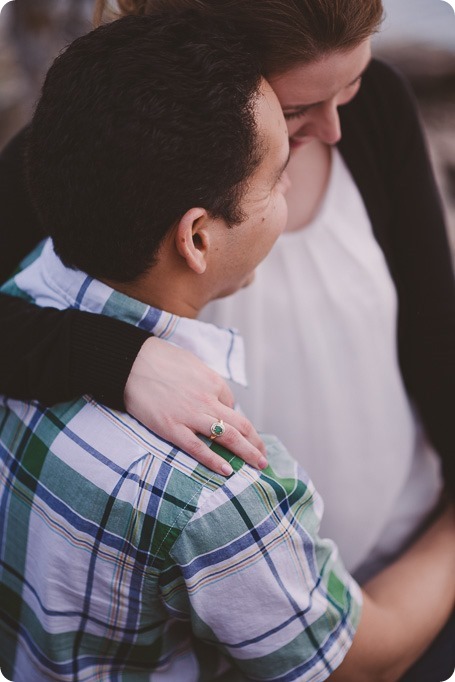 Kelowna-engagement-session_fondue-picnic_Bertram-Beach-Park_sunset_66_by-Kevin-Trowbridge