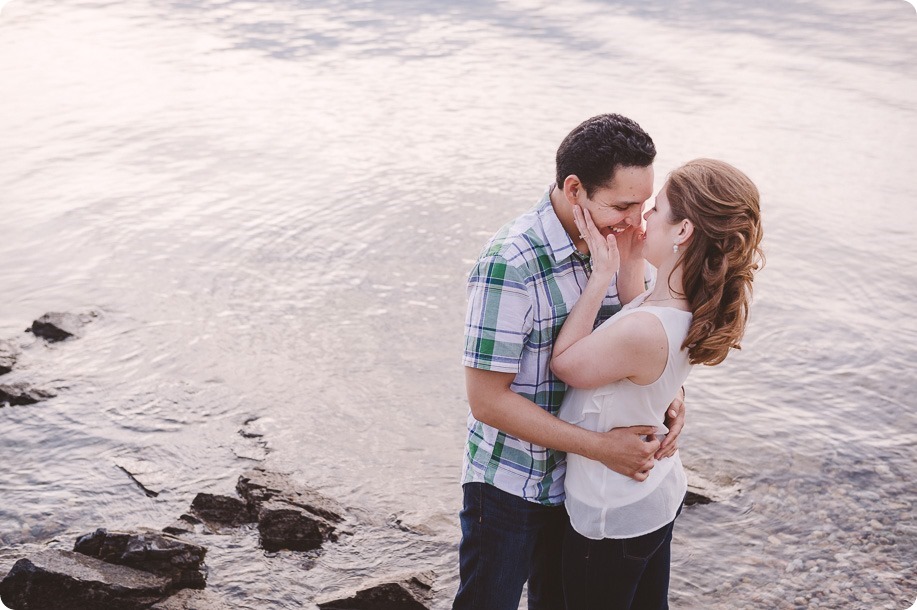 Kelowna-engagement-session_fondue-picnic_Bertram-Beach-Park_sunset_69_by-Kevin-Trowbridge