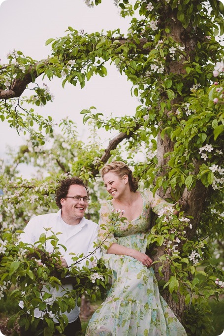 Kelowna-engagement-session_orchard-blossom_croquet-portraits_vintage-floral-dress_74_by-Kevin-Trowbridge