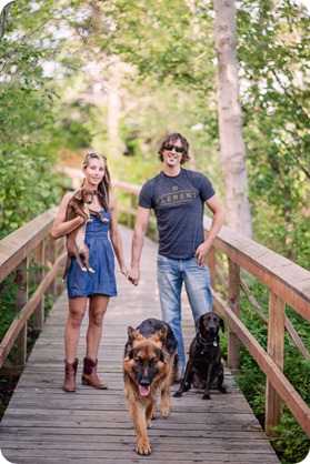 kelowna-engagement-session_lake-portraits_guitars04_by-Kevin-Trowbridge