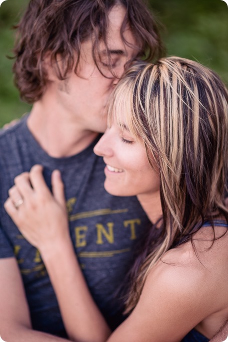 kelowna-engagement-session_lake-portraits_guitars15_by-Kevin-Trowbridge