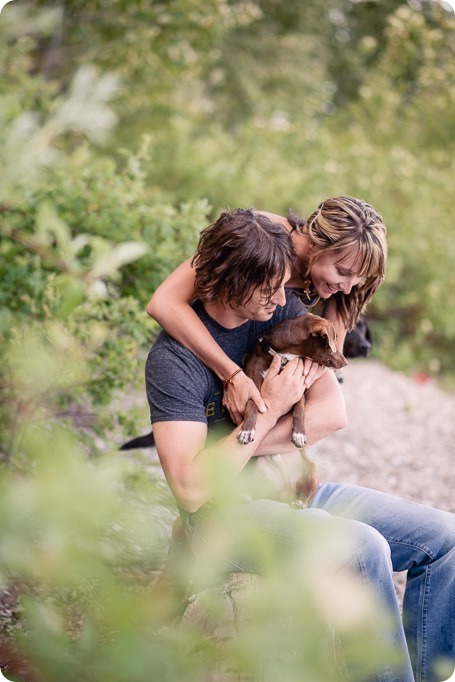 kelowna-engagement-session_lake-portraits_guitars18_by-Kevin-Trowbridge