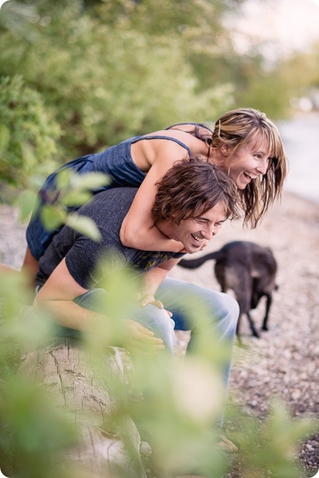 kelowna-engagement-session_lake-portraits_guitars19_by-Kevin-Trowbridge