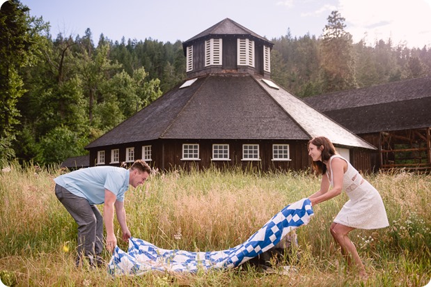 Fintry-engagement-session_Okanagan-beach-portraits_barn-wedding_109_by-Kevin-Trowbridge-photography_Kelowna