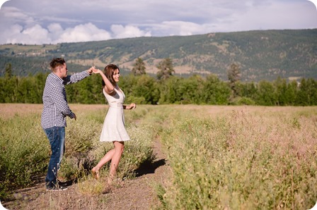 Fintry-engagement-session_Okanagan-beach-portraits_barn-wedding_187_by-Kevin-Trowbridge-photography_Kelowna