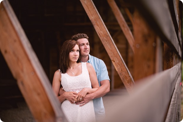 Fintry-engagement-session_Okanagan-beach-portraits_barn-wedding_23_by-Kevin-Trowbridge-photography_Kelowna