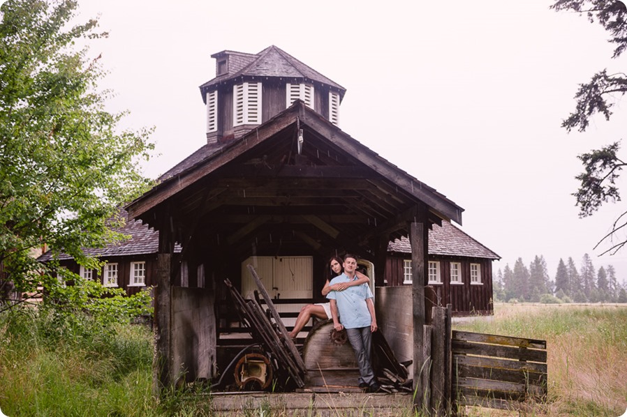 Fintry-engagement-session_Okanagan-beach-portraits_barn-wedding_59_by-Kevin-Trowbridge-photography_Kelowna