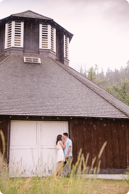 Fintry-engagement-session_Okanagan-beach-portraits_barn-wedding_75_by-Kevin-Trowbridge-photography_Kelowna