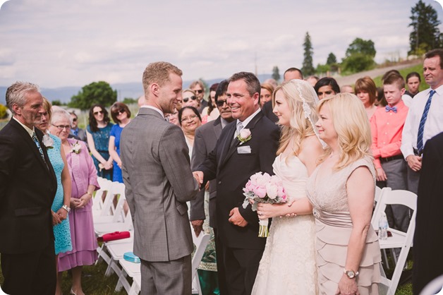 Summerhill-Winery-wedding_Okanagan-Lavender-Farm-first-look_Kelowna_108_by-Kevin-Trowbridge-photography_Kelowna
