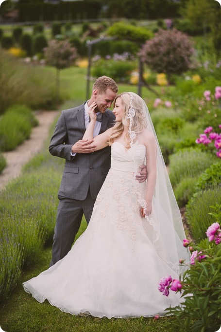 Summerhill-Winery-wedding_Okanagan-Lavender-Farm-first-look_Kelowna_81_by-Kevin-Trowbridge-photography_Kelowna