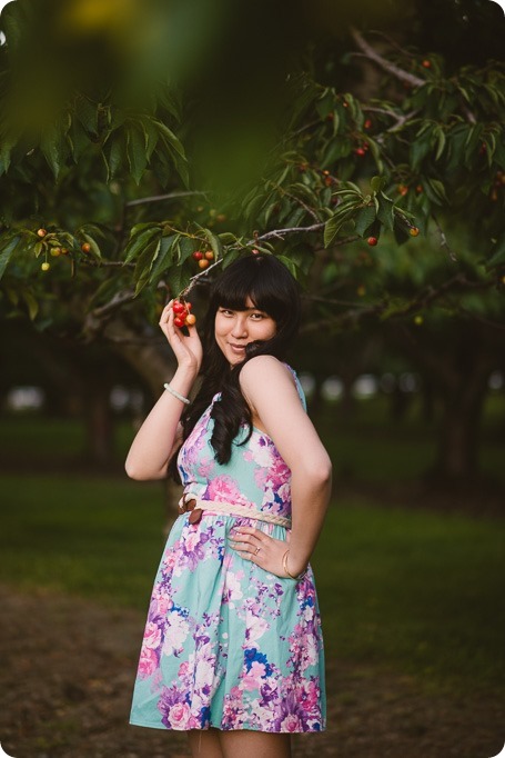 Vespa-engagement-phtoshoot-tea-party_orchard-Kelowna_96_by-Kevin-Trowbridge-photography_Kelowna
