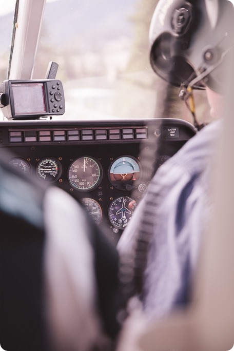 Summerhill-Winery-wedding_helicopter-Knox-Mountain_vintage-decor__155755_by-Kevin-Trowbridge