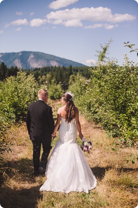 Enderby-wedding_orchard-bridge-sparklers_Okanagan_162617_by-Kevin-Trowbridge