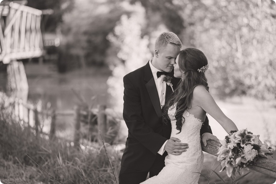 Enderby-wedding_orchard-bridge-sparklers_Okanagan_182951_by-Kevin-Trowbridge-2