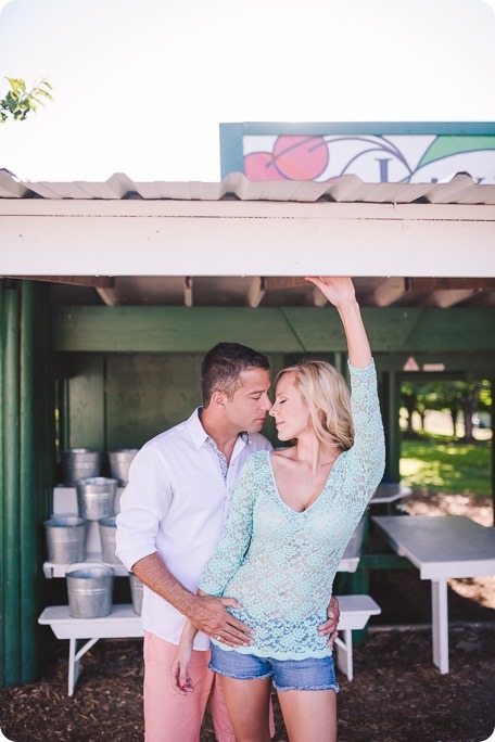 Kelowna-wedding-photographer_Cherry-orchard-engagement_dog-sunset-champagne_183937_by-Kevin-Trowbridge