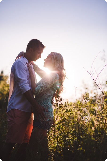 Kelowna-wedding-photographer_Cherry-orchard-engagement_dog-sunset-champagne_195514_by-Kevin-Trowbridge