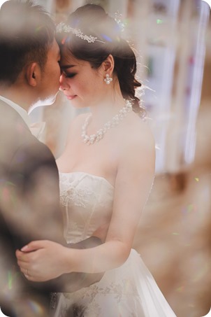 Sparkling-Hill-Resort-wedding_Chinese-Tea-Ceremony_Kalamalka-Lake-portraits_Okanagan-wedding-photographer-Kelowna-Vernon_134612_by-Kevin-Trowbridge